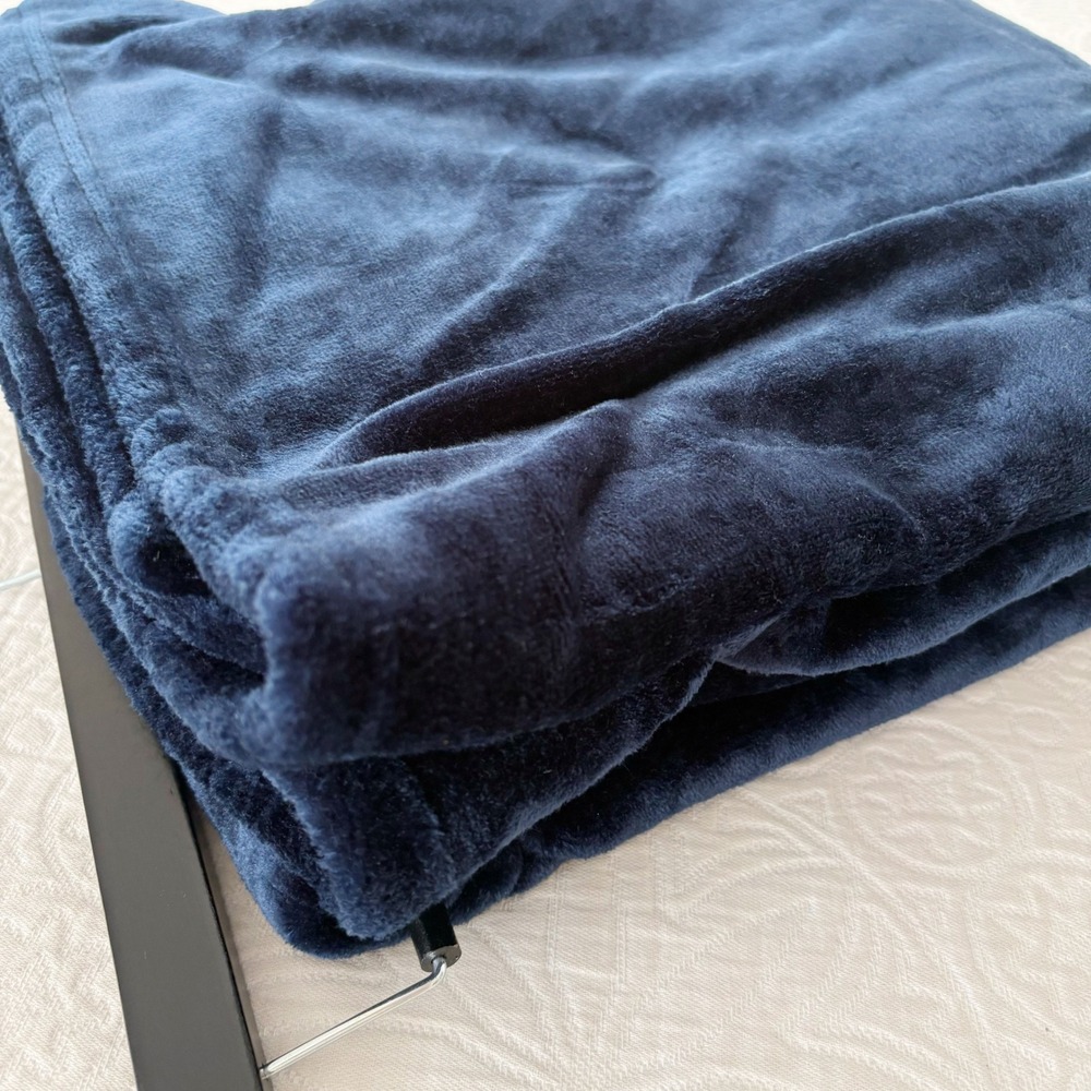Arch/Mantle Oversized Decorative Plush Throw Blanket 60x70, Blue - Picture 3 of 3